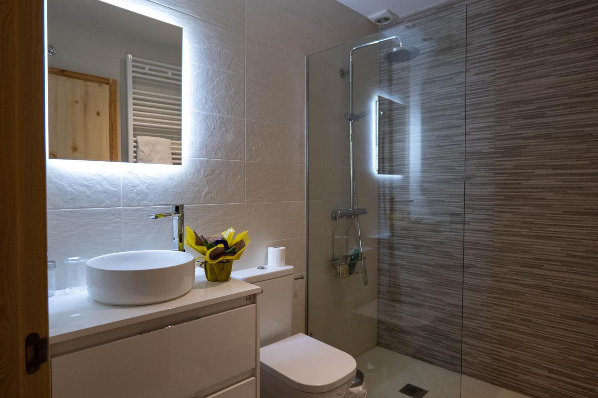 Niu De Queralt Apartment Вик Екстериор снимка