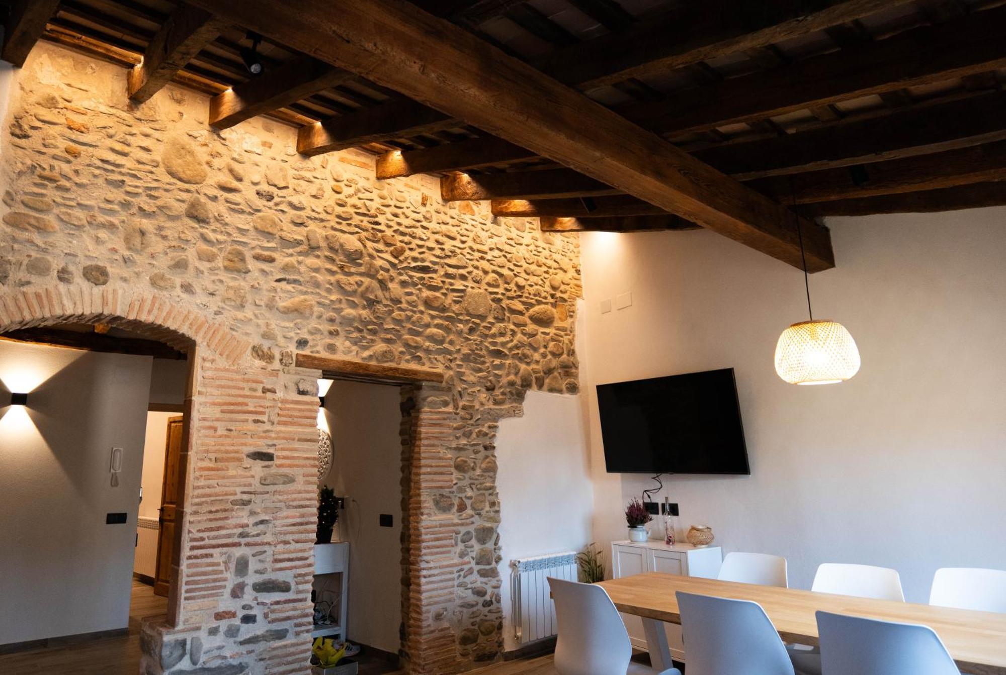 Niu De Queralt Apartment Вик Екстериор снимка